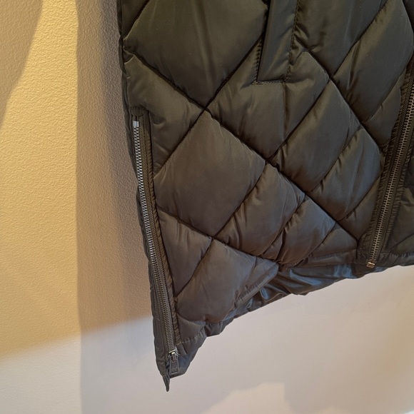 NWT - Levi's Dark Green Quilted Hooded Winter Jacket - Picture 9 of 15